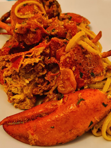 Lungomare Eleonora D'Arborea 6, Piazza della Torre, 8, 09170 Torre Grande OR