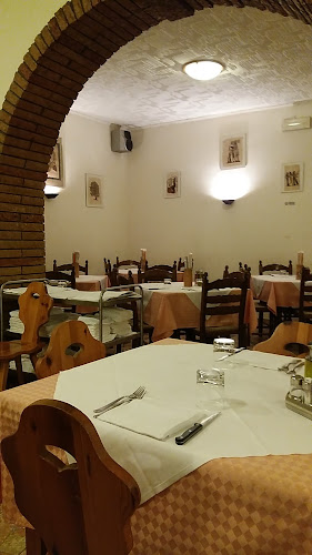 http://www.ristoranteprimaveracaprino.it/