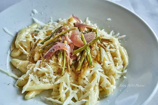 Comentarii opinii despre Belmont Saloon Greco Antonio