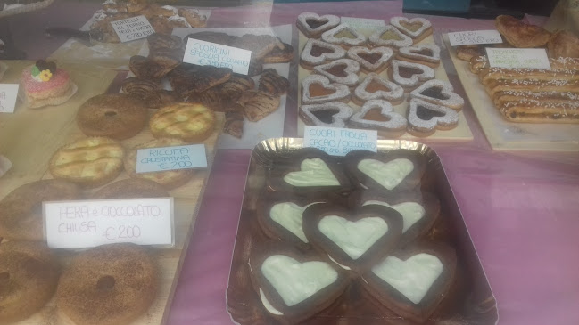 Via Ugo Foscolo, 14, 21100 Varese VA