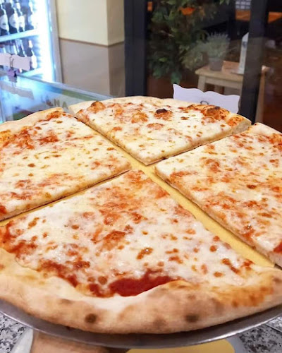 Pizzeria Luna - Ristorazione