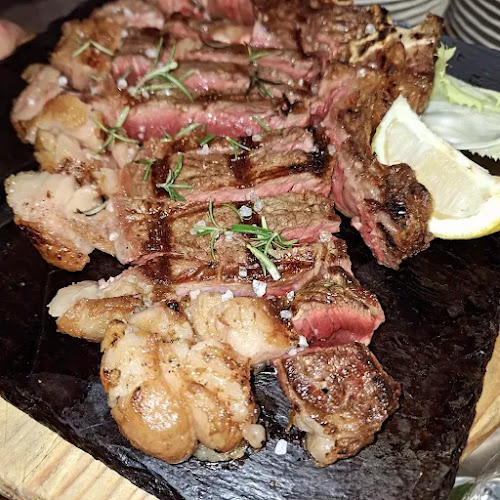 Opinii despre Il Pavone D'oro Ristorante Cocktailbar în Terni - Ristorazione