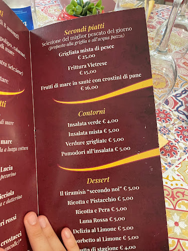 Via Scialli, 48, 84019 Vietri sul Mare SA