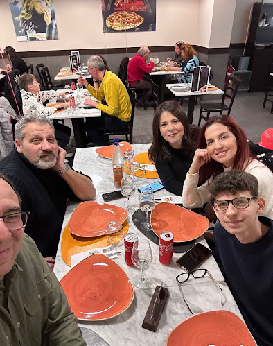 L'antica Pizzeria Da Michele - Ristorazione