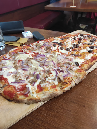 Tabacchi/Ristorante/Pizzeria "Bèla Ugo"