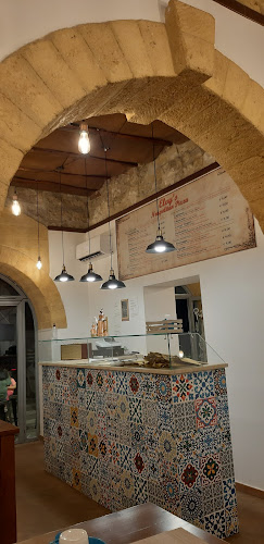 Elvy’s Neapolitan Pizza - Palermo