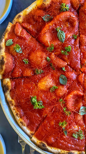 Via dei Castelli Romani, 31/33, 00071 Pomezia RM