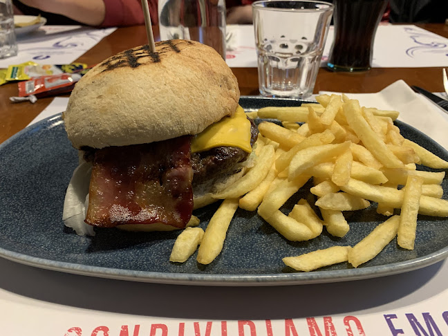 Opinii despre Crazy Bull Cafe' în Bracciano - Ristorazione