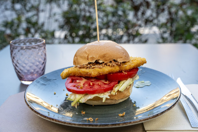 Piazza Vittorio Emanuele III, 18, 84013 Cava de' Tirreni SA