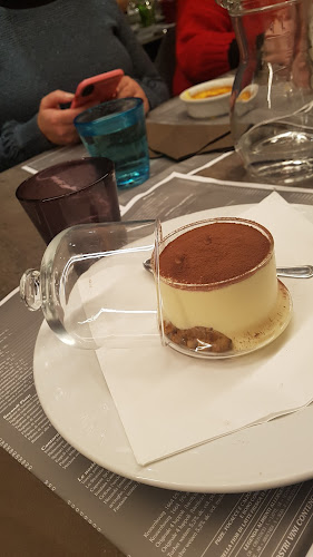 Via Carlo D'Angiò, 60, 50126 Firenze FI, Italia