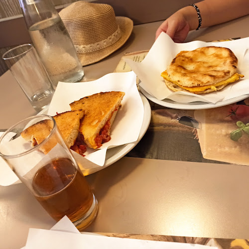 Opinii despre Pizzeria da Nando în Pisa - Ristorazione