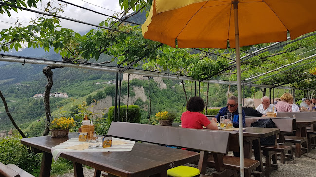 Via del Castello, 13, 39019 Tirolo BZ