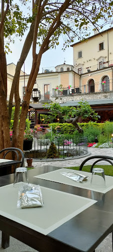 Pizzeria Ristorante Il Vecchio Muro Open Times