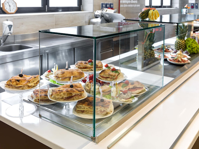 Risto 3 Ristorante Pizzeria Self Via Maccani - Trento