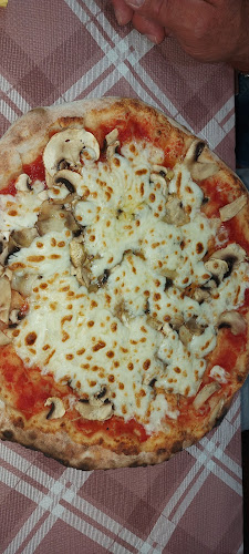 Pizzeria La Genzanese Di Giammatteo Antonino - Ristorazione