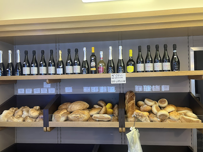 Opinii despre Panificio Frati Franco Via Mascagni în Parma - Ristorazione