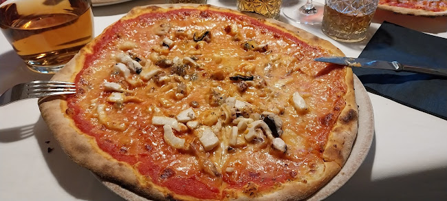 Opinii despre Biwak Restaurant Pizzeria Pub în Vipiteno - Ristorazione