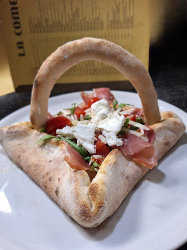 Opinii despre Pizzeria La Cometa în Novara - Ristorazione