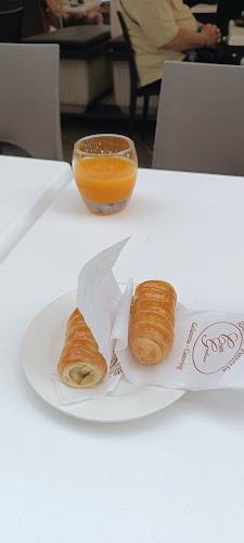 Opinii despre Bar Caffè Giuliani - Ristorante - Pizzeria - Aperitivi - Rooms în Ancona - Ristorazione