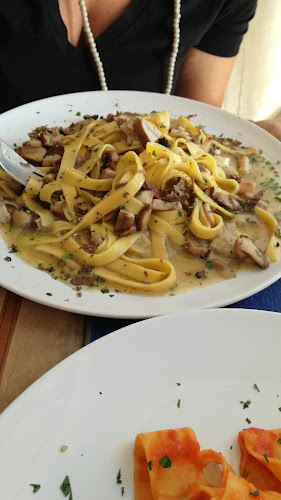 Comentarii opinii despre Donna Carmela