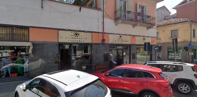 Specialità Pizza Napoletana Carne E Pesce Alla Pietra