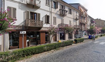 Aglio Olio E Peperoncino Di Petitti Ennio & C. S.N.C.