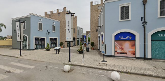 Lindt Chocolate Shop Cilento