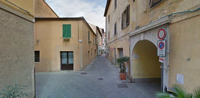 Piazza Eroe dei Due Mondi, 4, 58015 Orbetello GR